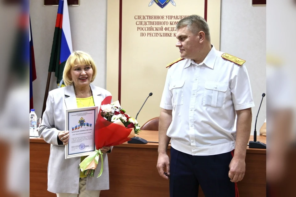 Издание «Комсомольская правда в Коми» получила благодарственное письмо. Фото: СУ СК по Коми.