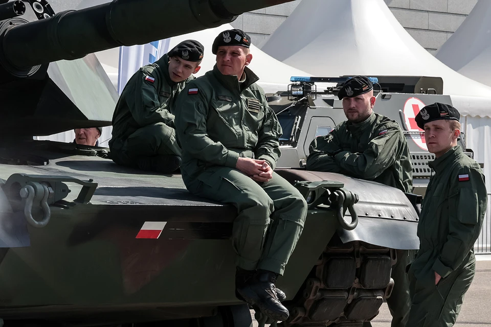 Польские власти купили 366 танков Abrams, но обслуживать их нет возможности