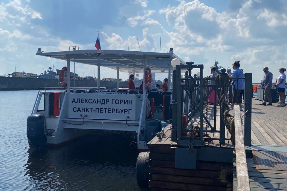 "Морская почта" заработала в Кронштадте.