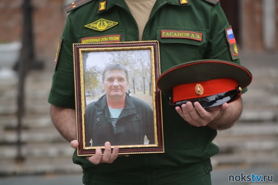 Мужчина погиб при выполнении боевой задачи 13 июля прошлого года. Фото: nokstv.ru