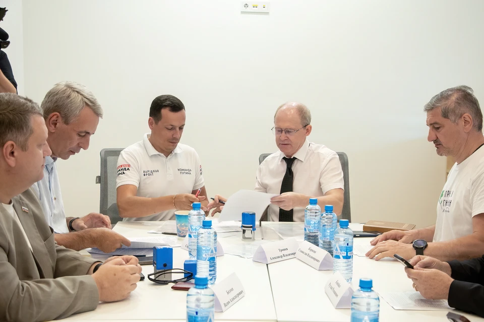 Прозрачность выборов гарантирует общество. Фото: Александр Гаврилов
