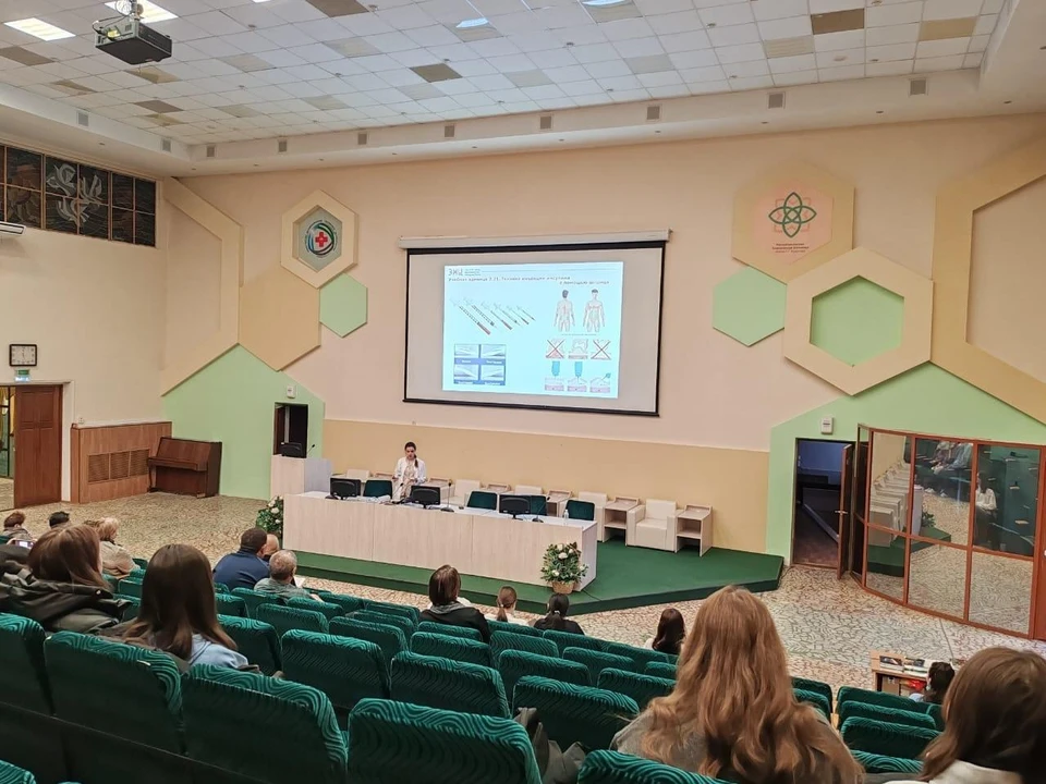В РКБ им. Г.Г. Куватова активно развиваются масштабные образовательные программы «Школы здоровья», создающие пространство для диалога врача и пациента. Источник фото: РКБ им. Г.Г. Куватова