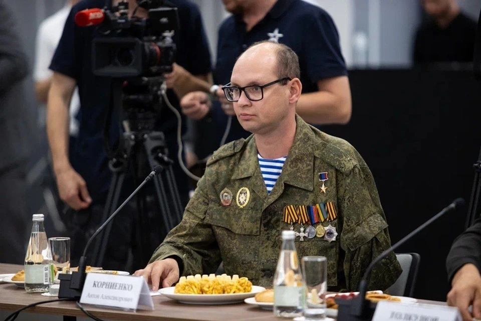 Герой ДНР стал участником встречи с заместителем Минобороны РФ Цивилевой. Фото: Защитники Отечества ДНР