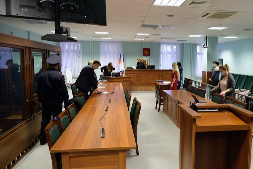 В Иркутской области двух мужчин и одну женщину осудили за мошенничество