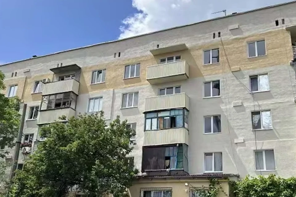 В Мариуполе на улице Ровной строители восстановили пятиэтажный дом. Фото: РКС-НР
