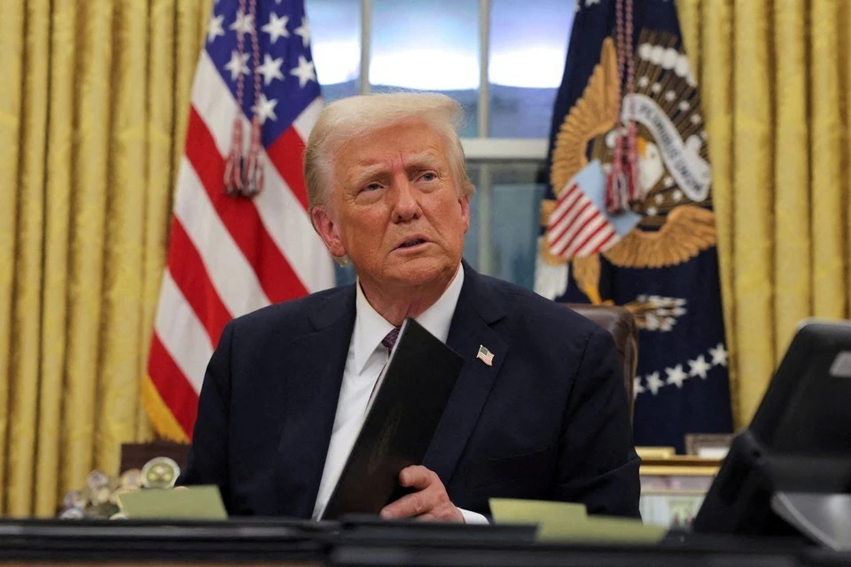 Bloomberg: Трамп может отказаться от введения 100% пошлин против России