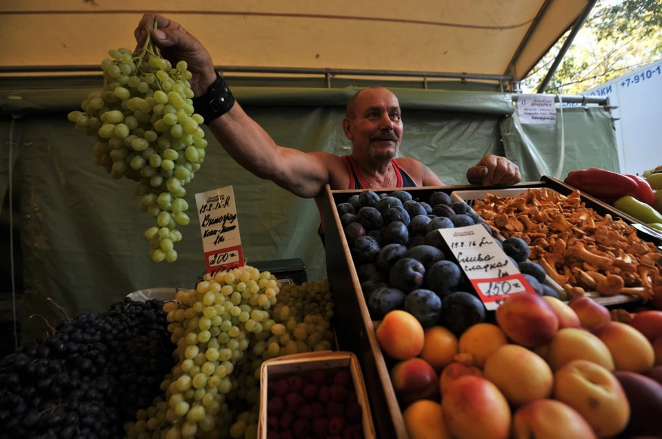 Покупатели смогут приобрести овощи, бахчевые, мясные и молочные продукты