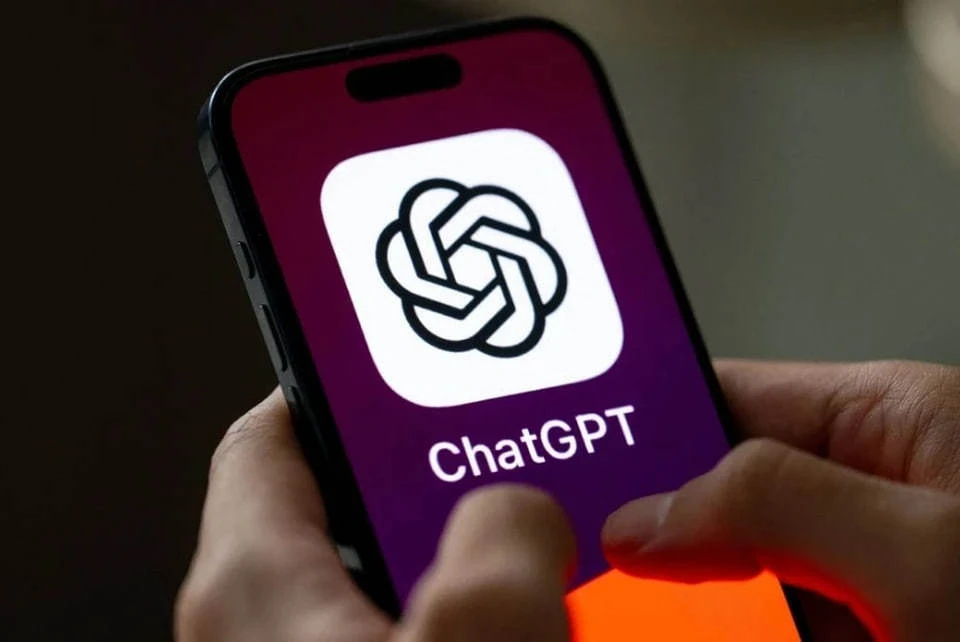 WSJ: ChatGPT начал делать бредовые утверждения в диалогах с пользователями
