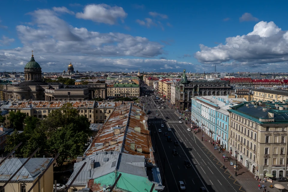 Петербуржцы жалуются на плохую уборку в парадных.