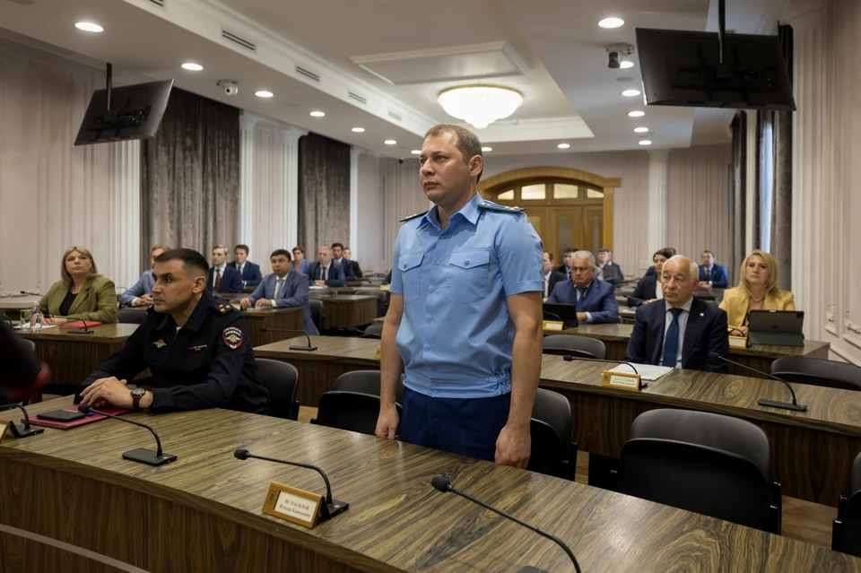 Ильдару Исмагилову 45 лет, он выпускник юридического факультета Казанского университета.