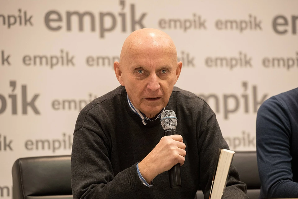 Умер Ежи Дзевульский — известный польский актер, политик и эксперт по безопасности.