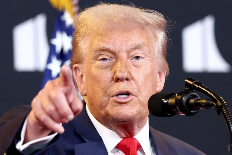 Трамп выступил с необычным заявлением перед саммитом с Путиным