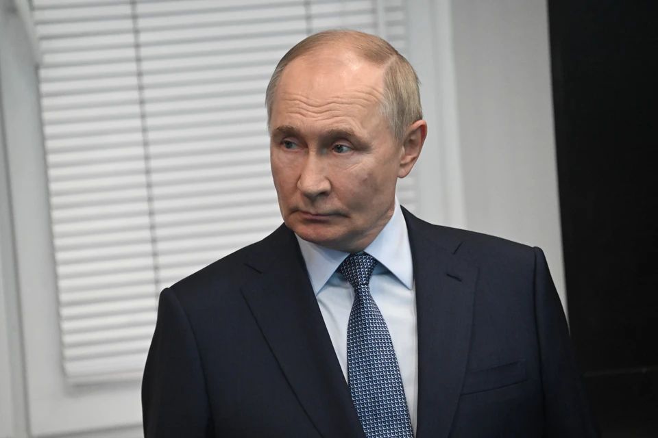 Путин: РФ хотела бы перейти к решению вопросов по Украине мирными средствами