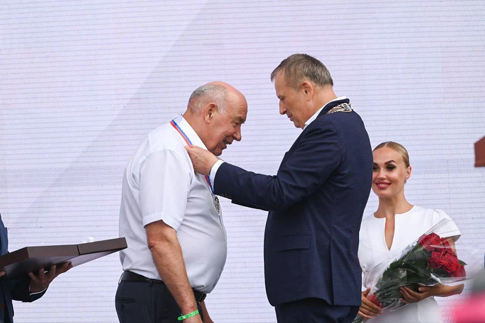 Владимир Царев.