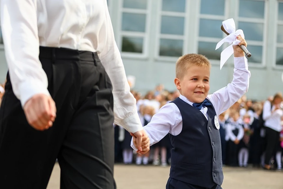 61% родителей пойдут на школьные линейки 1 сентября в Хабаровске