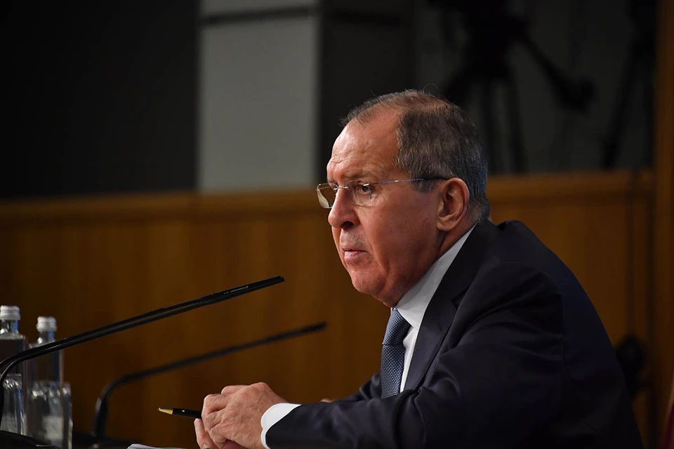 Лавров заявил, что действия "коалиции желающих" нацелены на подрыв украинского урегулирования