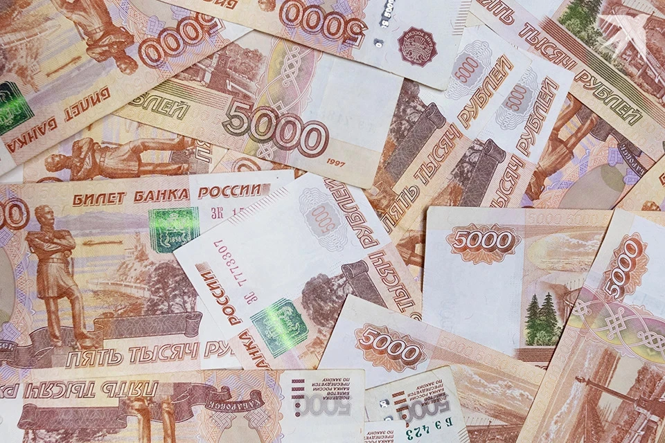 Отцовский долг пришлось взыскивать через уголовное дело.