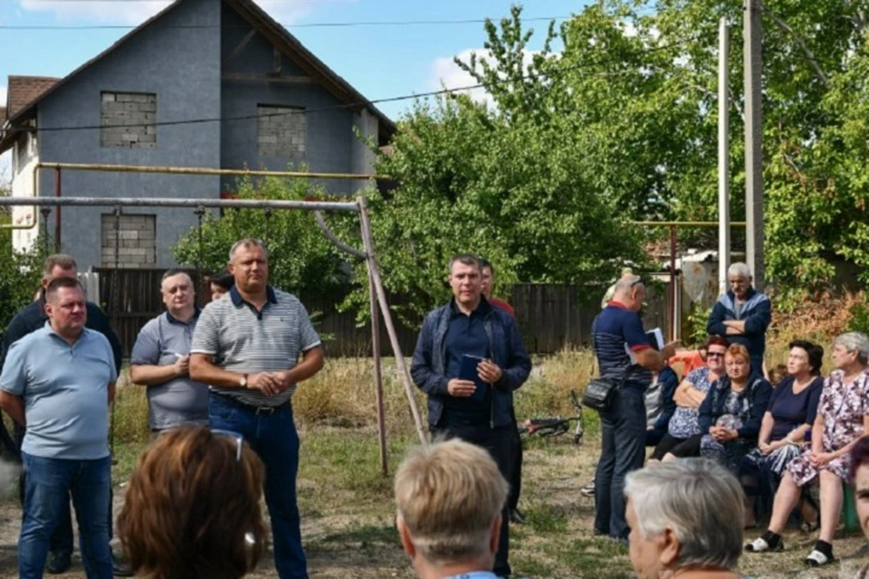 Главной проблемой в поселке, по словам местных жителей, является нехватка воды. Фото: ТГ/Кулемзин