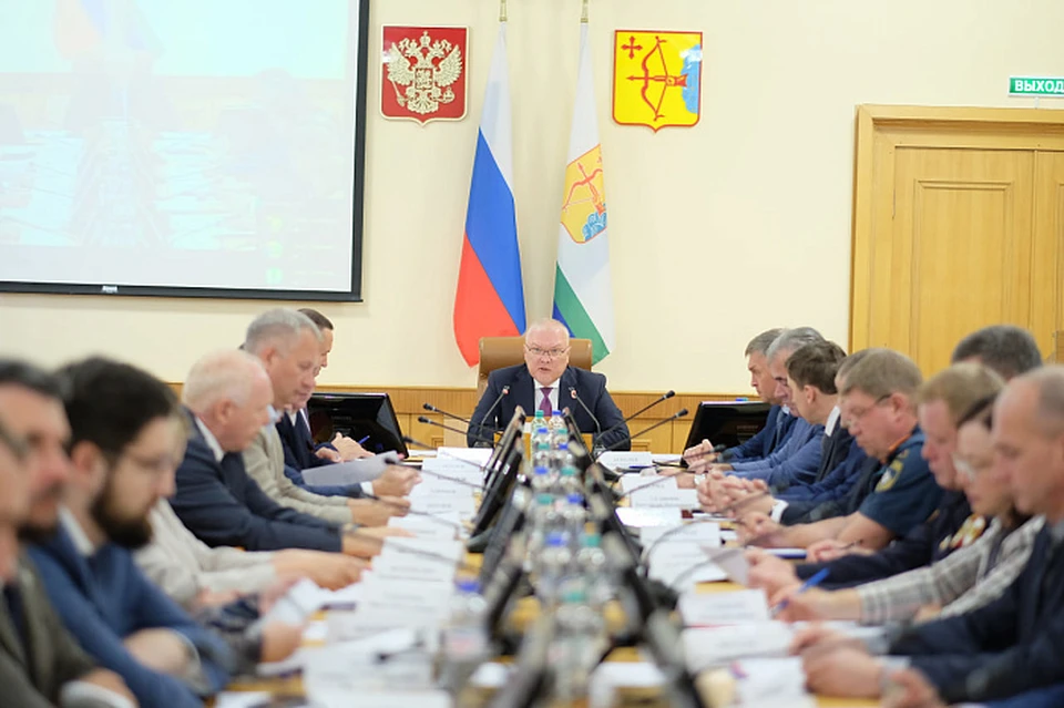 Важно отметить, что после завершения строительства каждой школы начнется процесс лицензирования, который позволит учреждениям принять учеников. Фото: правительство Кировской области