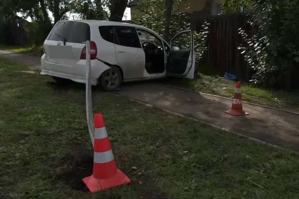 В Черемхово пьяный водитель не справился с управлением и сбил подростка.