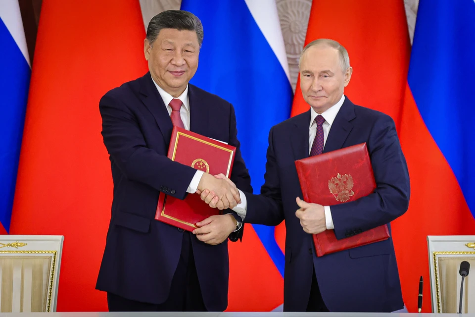 МИД КНР: Визит Путина в Пекин отражает готовность РФ и Китая защищать итоги ВМВ