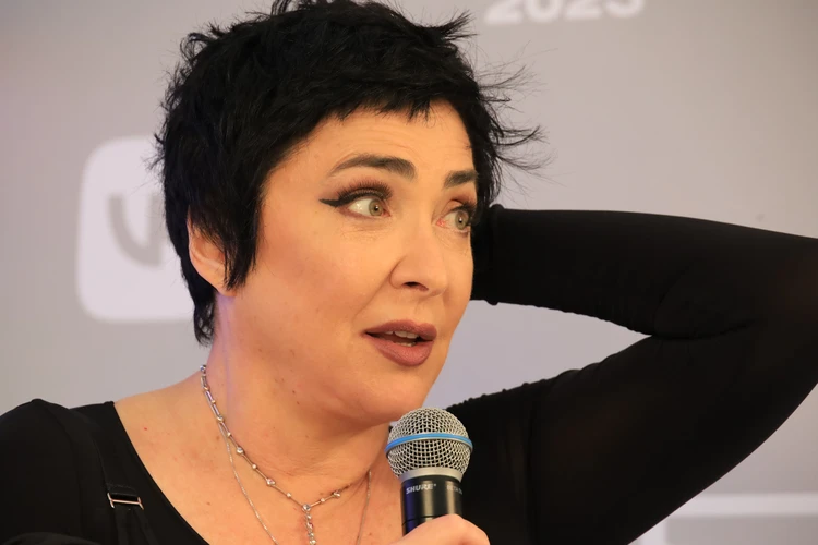 «За него я пасть порву»: Лолита заявила о покушении на организатора ее концерта в Петербурге