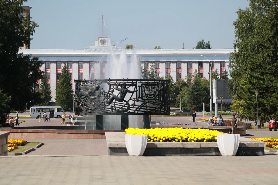 Фонтан "Космос" на Нулевом километре