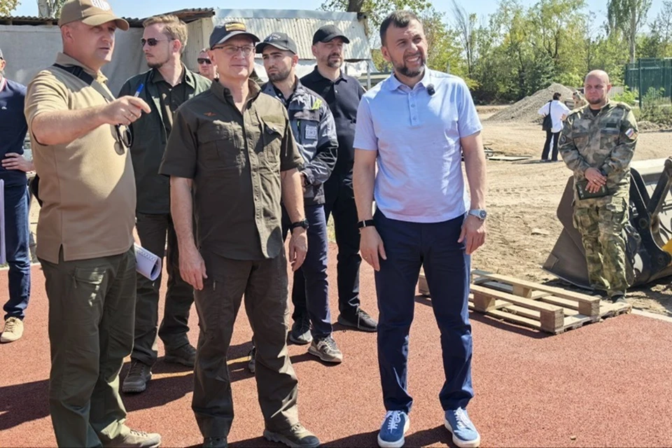Кириенко и Пушилин посетили стройплощадку будущего Центра «Воин» в ДНР. Фото: ТГ/Пушилин