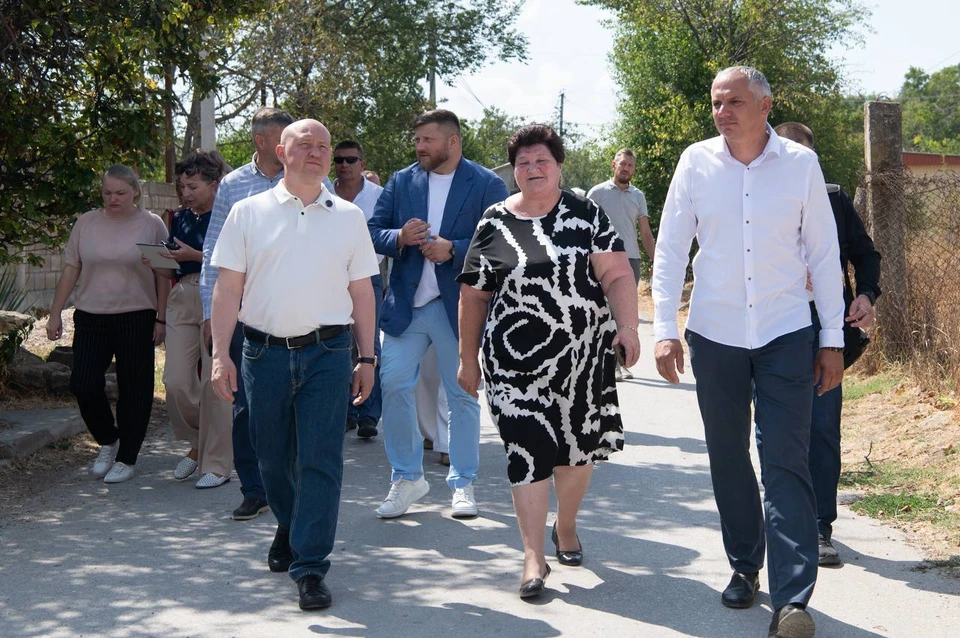 Губернатор посетил с рабочим визитом севастопольские села. Фото: пресс-служба губернатора Севастополя