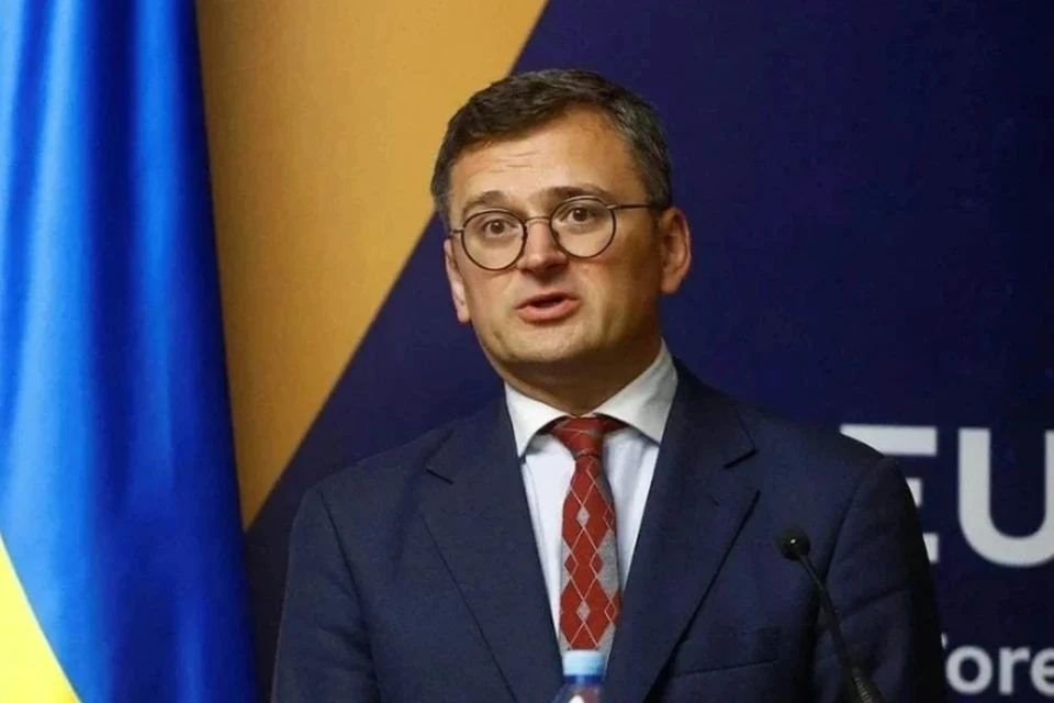 Зеленский выгнал бывшего главу МИД Украины из страны: Киеву хватило одного указа