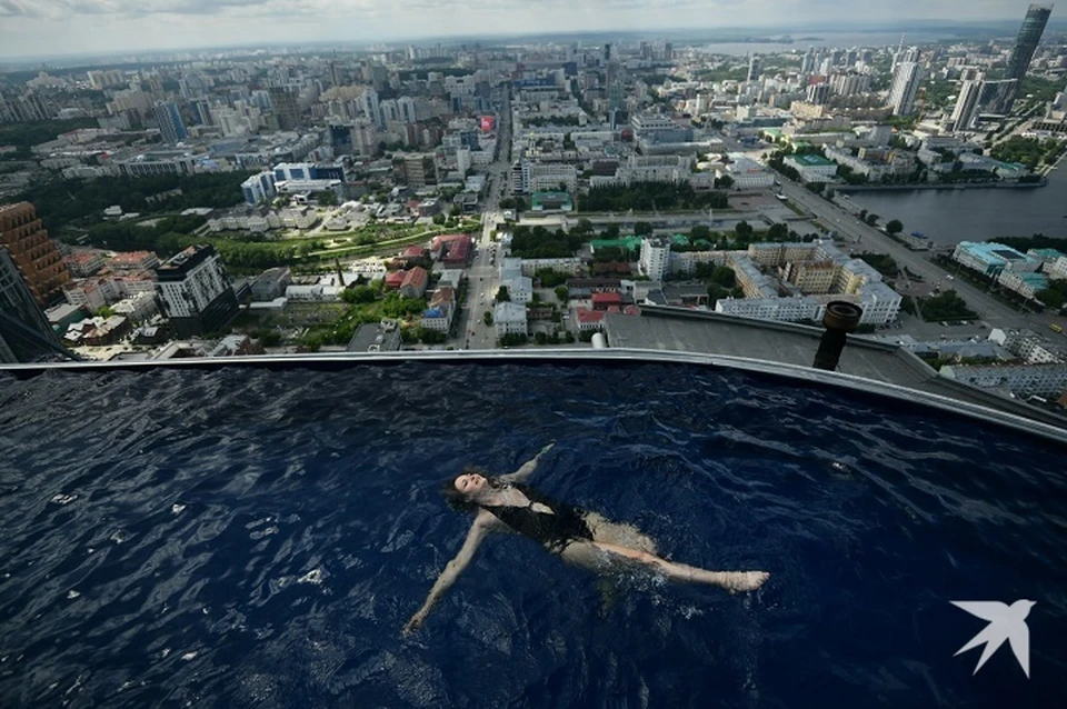 В Екатеринбурге закроют аквакомплекс на крыше