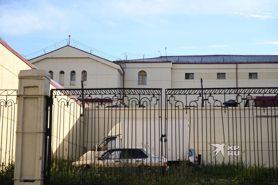 Арестанты сбежали из изолятора 1 сентября