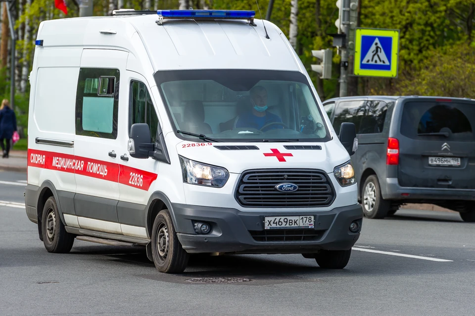 Двое погибли в аварии.