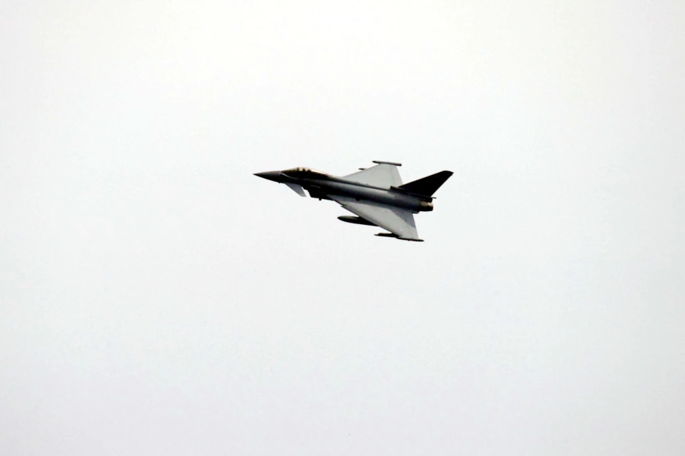 На Украине ракета истребителя Су-27 упала на жилой дом