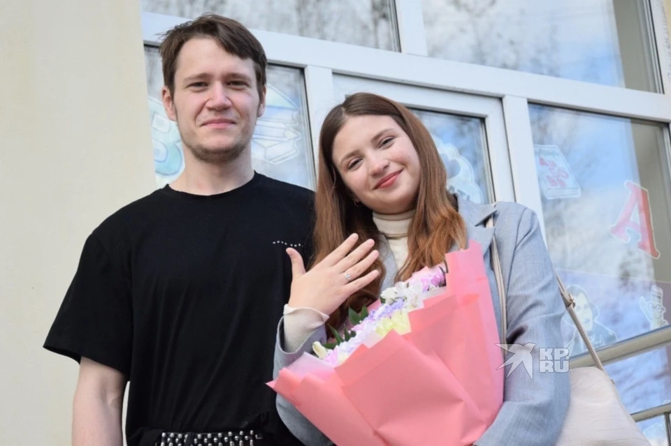 Молодой человек выбрал неожиданное место для предложения руки и сердца. Фото: из архива жениха и невесты