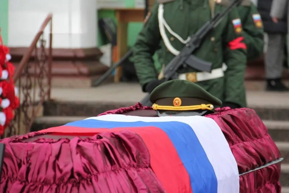 В ДНР мать спустя три года нашла своего сына, который погиб за мирное будущее Республики. Фото: ТГ/Морозова