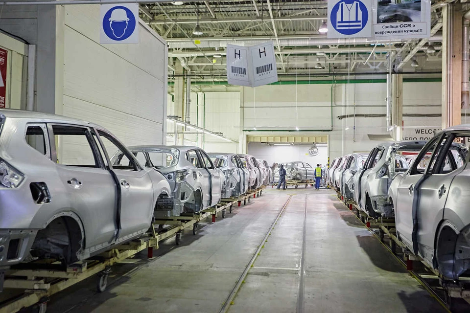 Экс-завод Toyota в Петербурге начнет выпуск автомобилей Senat. Artoc_photo / Shutterstock.com / Fotodom