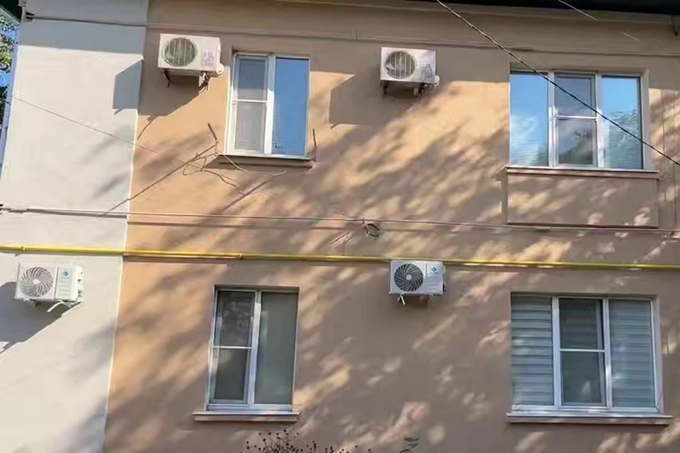 В Мариуполе завершается ремонт дома на улице Литейной. Фото: «РКС-НР»