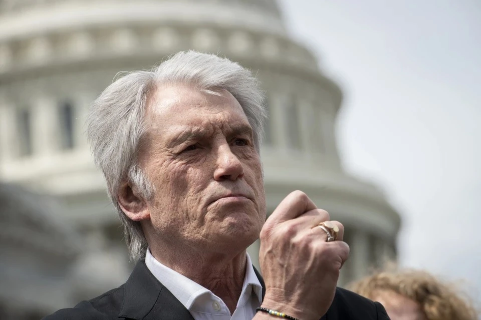 Junge Welt: призыв Ющенко идти на Москву является попыткой напомнить о себе