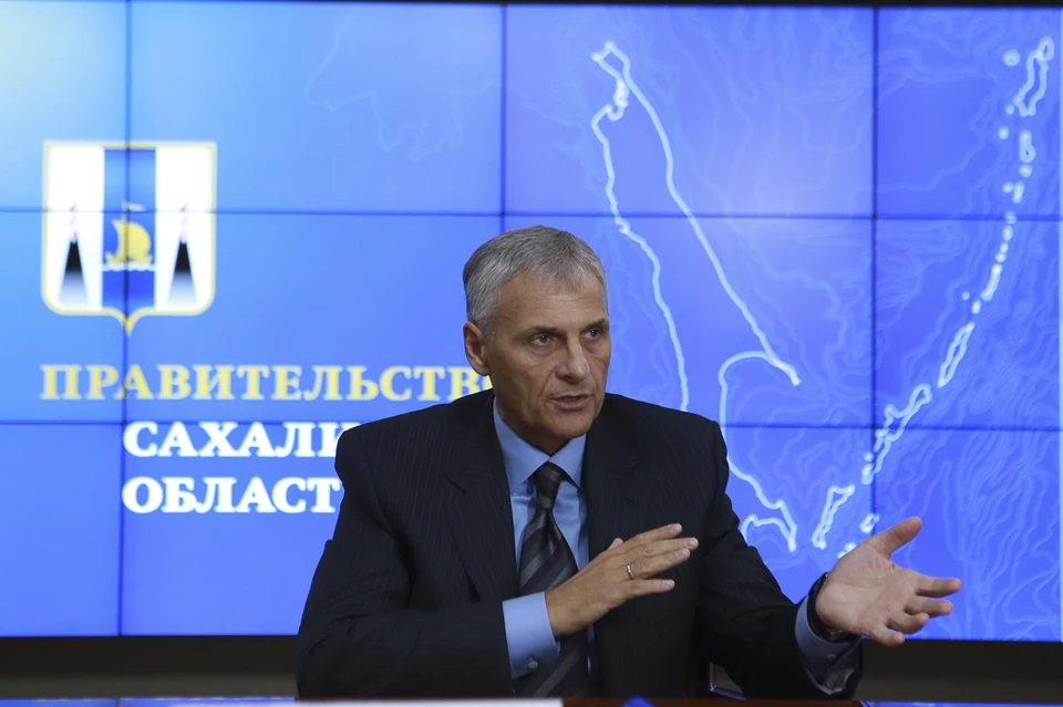 Супруга экс-губернатора Сахалина Хорошавина гасит штраф в размере 500 млн рублей из пенсии чиновника: выделена ежемесячная сумма