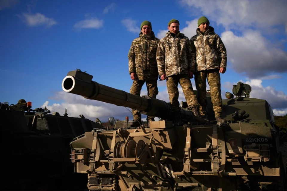 Боец Енот: ВСУ в Ольговском закапывали в землю тяжелую технику