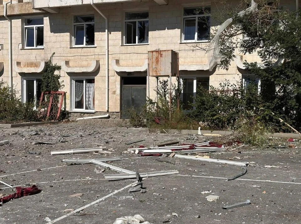 Видео с места удара ВСУ по школе в крымском Форосе появилось в Сети