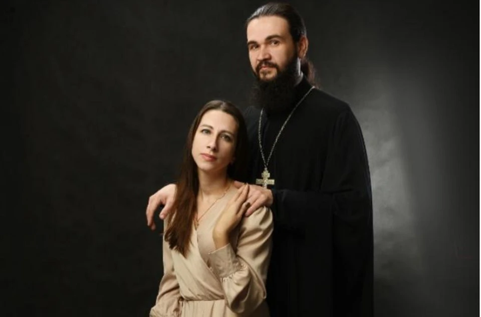 Православный священник отец Сергий и его жена Любовь Березовская помогают нуждающимся. Фото: из архива семьи.