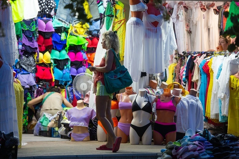 Поток отдыхающих уже схлынул и отели ждут туристов по сниженным ценам