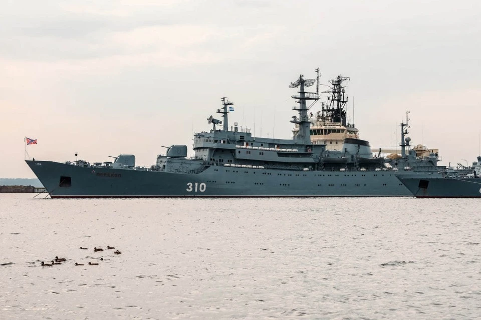 Дания обвинила военные корабли России в якобы провокации
