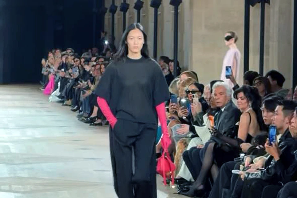 Показ Balenciaga