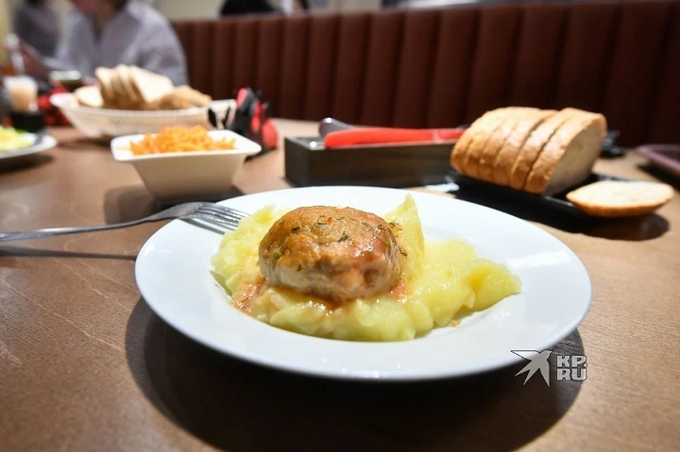 В Екатеринбурге приостановили работу пищеблока на 12 дней