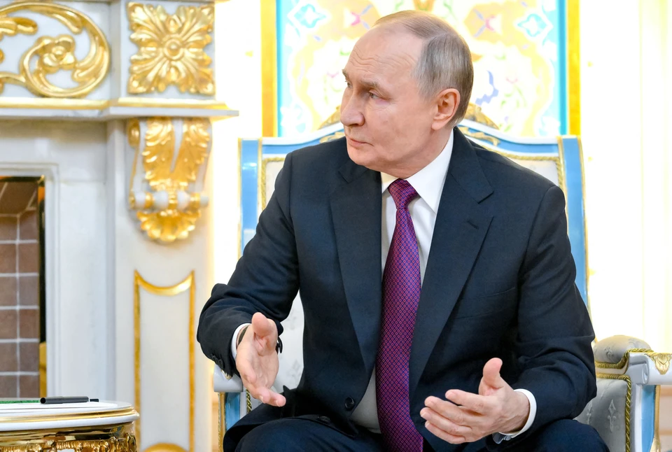 Путин пригласил лидеров стран СНГ в РФ на неформальную встречу в декабре