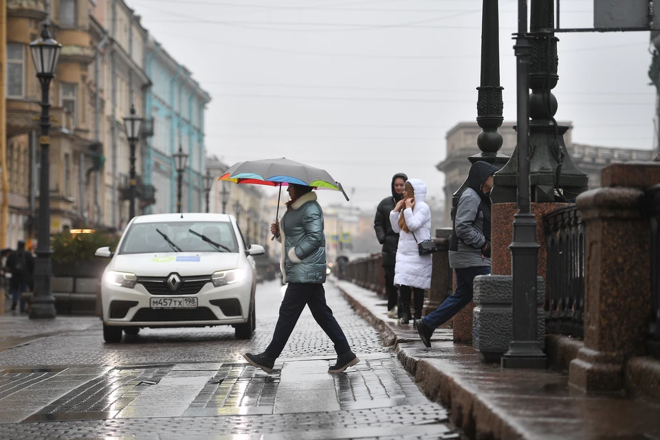 Синоптик Ильин: С 13 по 19 октября в Петербурге будет дождливо, но теплее, чем в Москве.