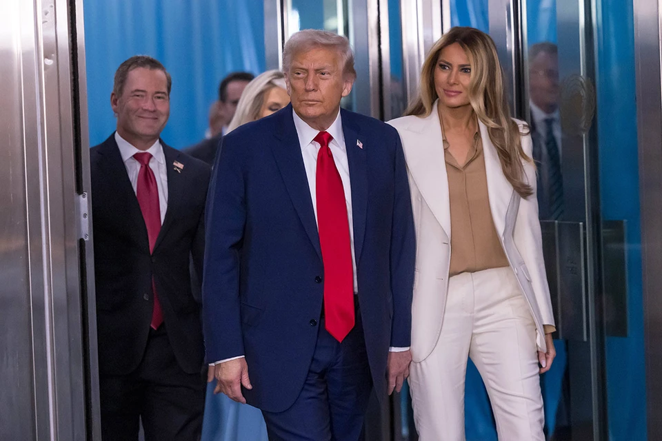 Мелания Трамп заявила, что получила от президента России Владимира Путина ответ на свое письмо, которое ее супруг передал главе нашего государства во время встречи на Аляске